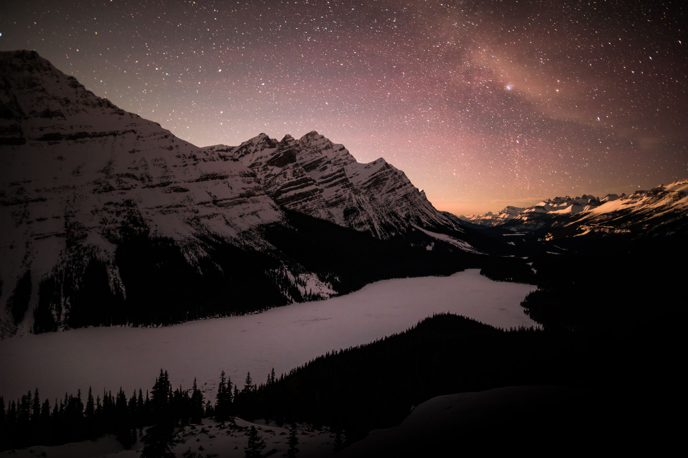 Night landscape of Peyto Lake with the stars above. 